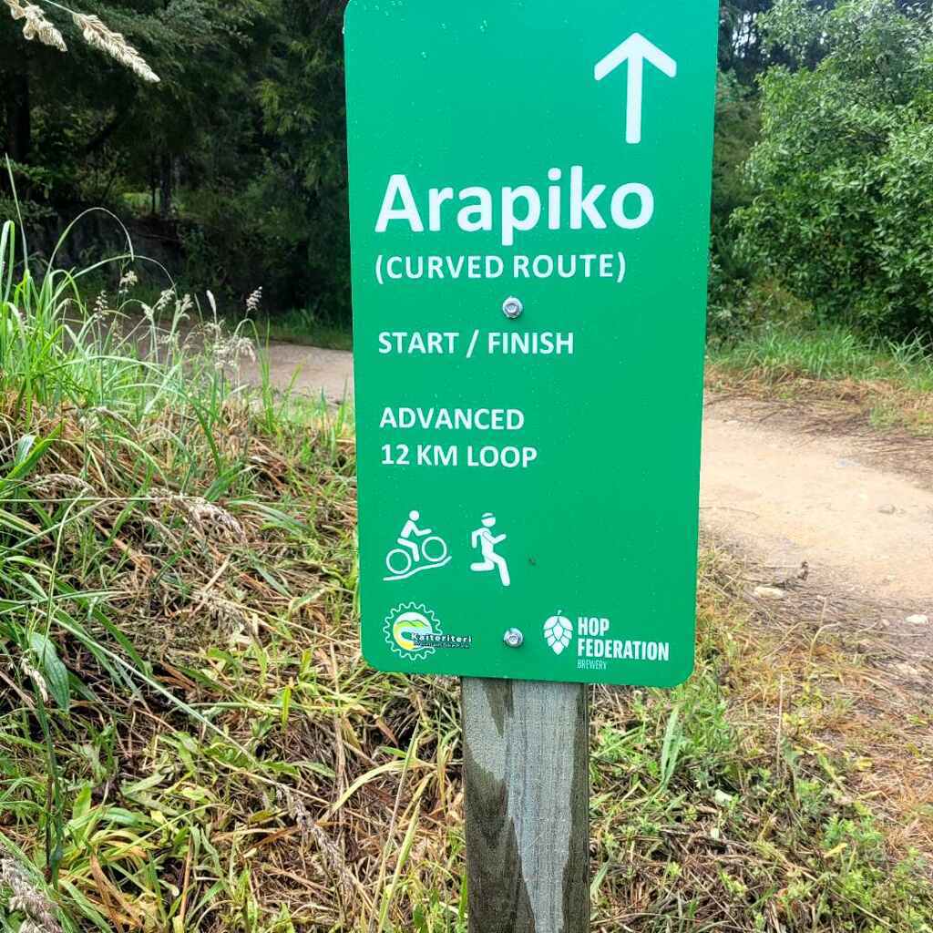 kaiteriteri-arapiko-trail