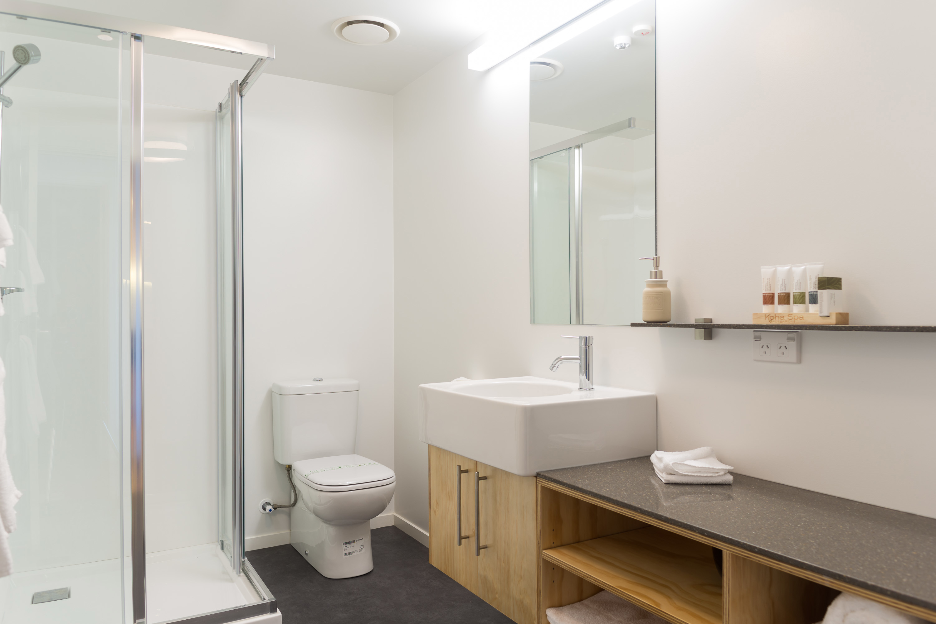 kaiteriteri-two-bedroom-queen-apartment6