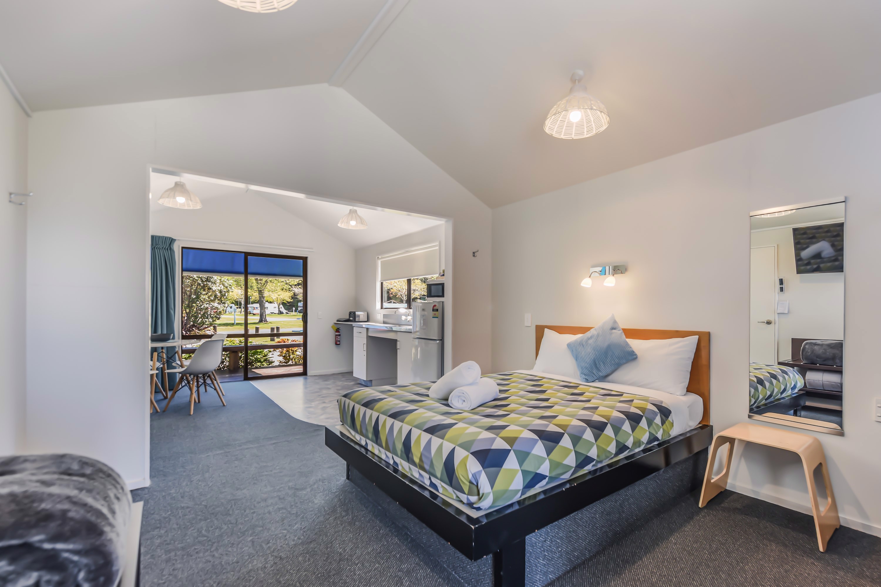 ensuite-cabins-new-refurb-4